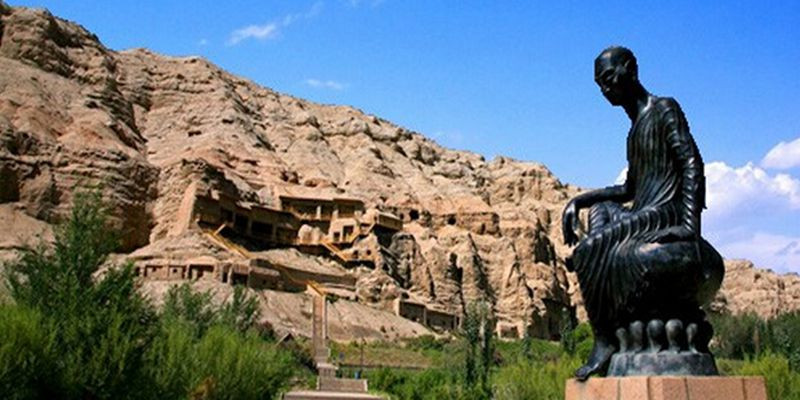 克孜尔千佛洞+克孜尔红石林一日游【看石窟文化，赏红山石林。】